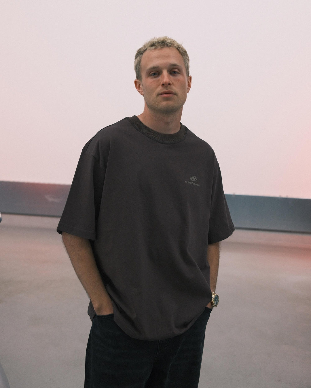 NHS DAILY BROWN TEE