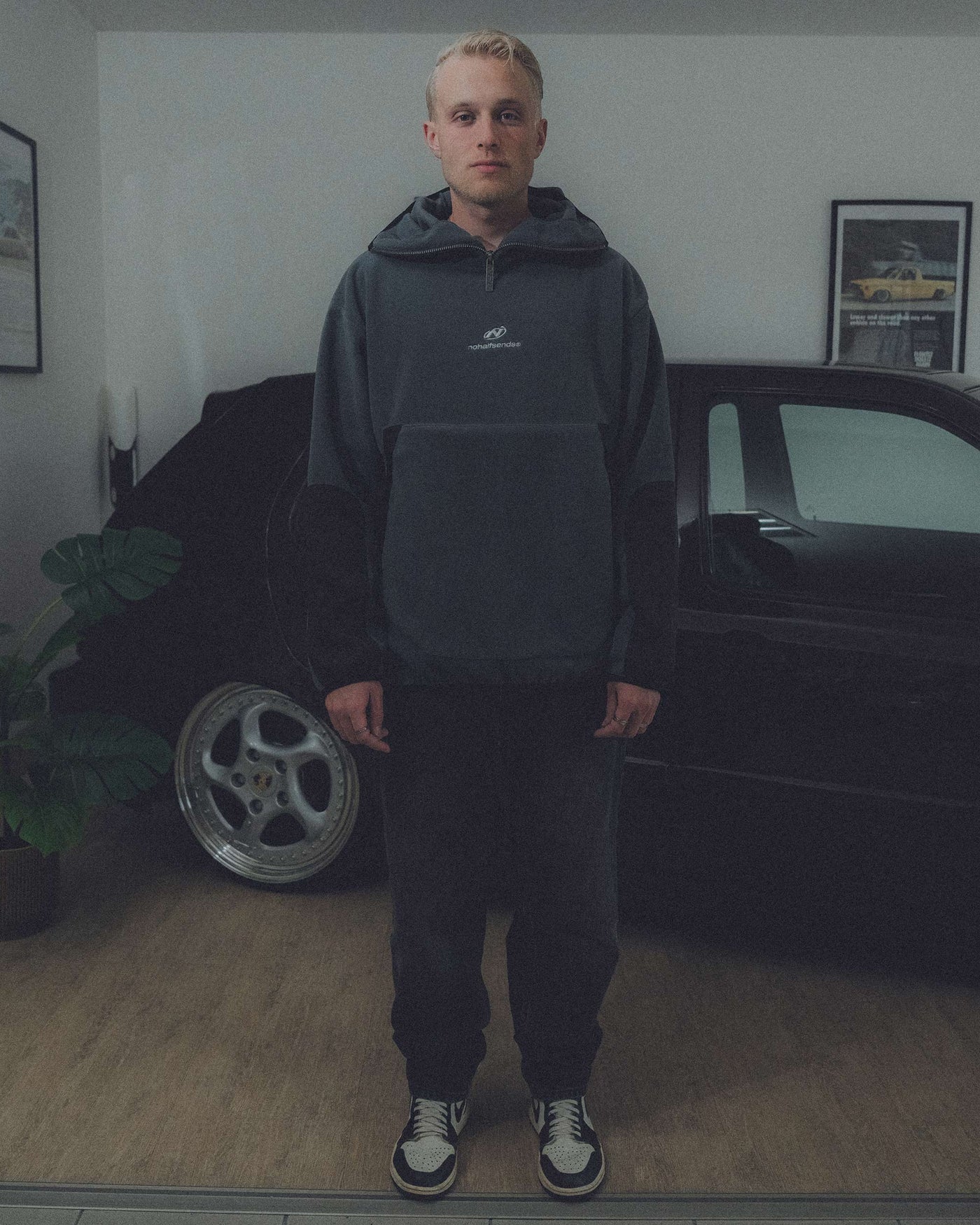 NHS GRAPHITE TECH FLEECE