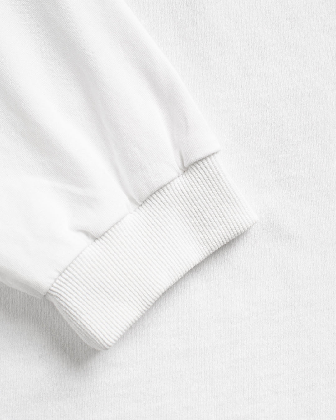 NHS PEARL WHITE LONGSLEEVE