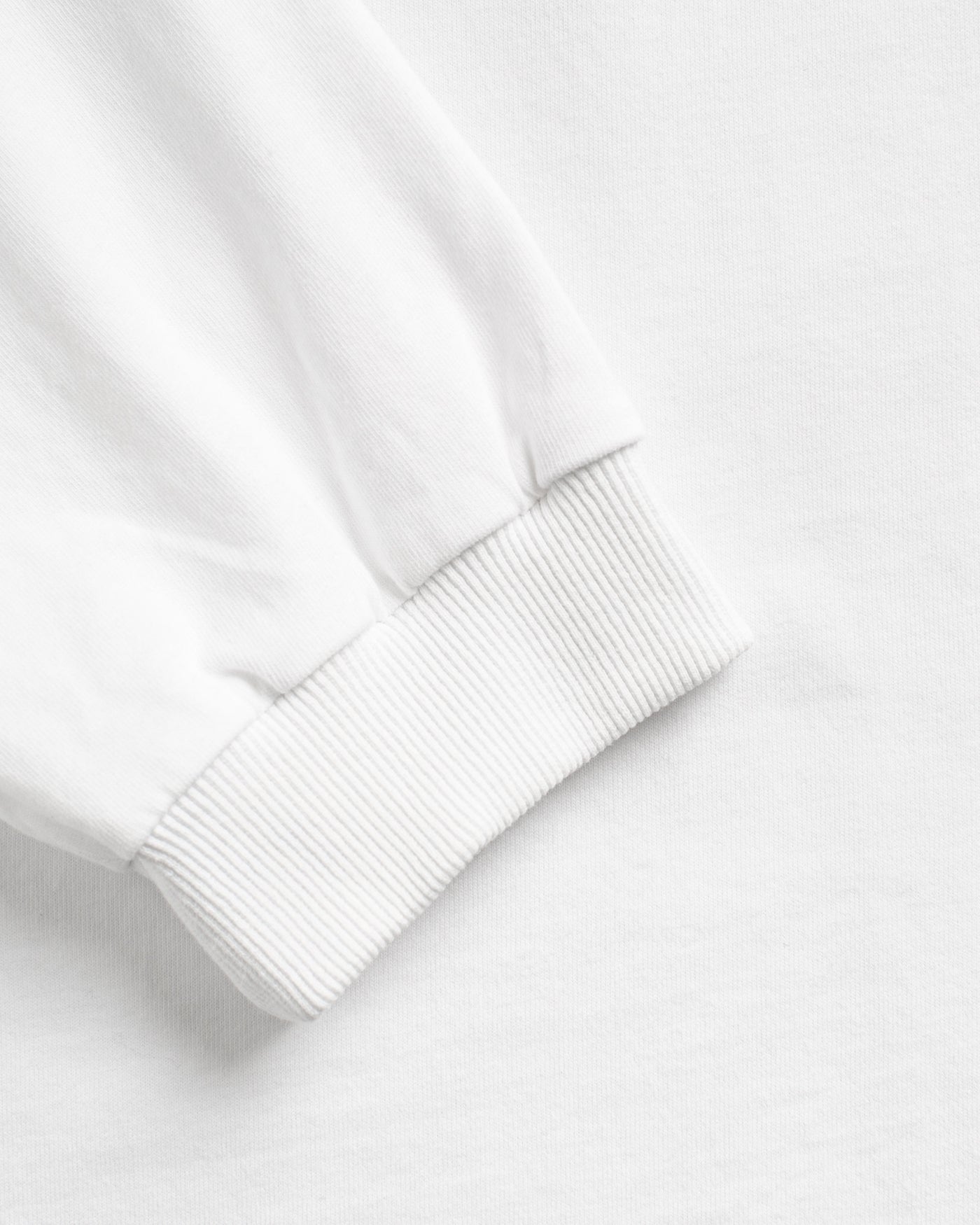 NHS PEARL WHITE LONGSLEEVE
